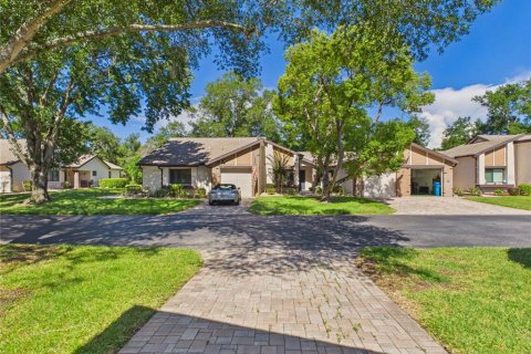 Villa ou maison à vendre à Weeki Wachee, Floride: 3 chambres, 120.22 m2 № 2216256 - photo 2