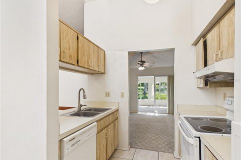 Villa ou maison à vendre à Weeki Wachee, Floride: 3 chambres, 120.22 m2 № 2216256 - photo 24