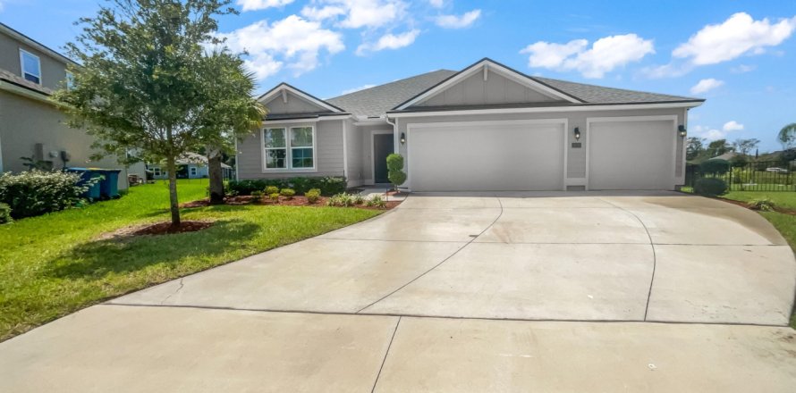 House in Jacksonville, Florida 4 bedrooms, 217.86 sq.m. № 771408