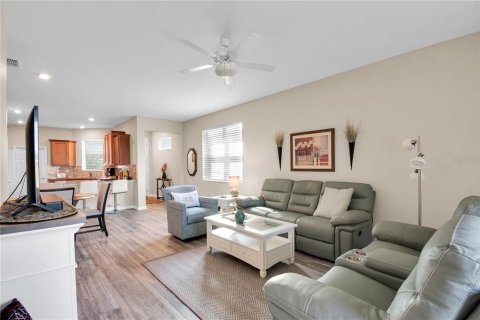House in Ocala, Florida 2 bedrooms, 124.67 sq.m. № 1591806 - photo 11