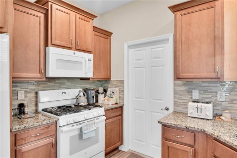 House in Ocala, Florida 2 bedrooms, 124.67 sq.m. № 1591806 - photo 19