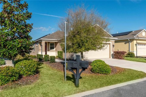 House in Ocala, Florida 2 bedrooms, 124.67 sq.m. № 1591806 - photo 5