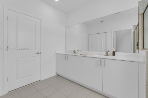 Villa ou maison à vendre à Homestead, Floride: 4 chambres, 224.08 m2 № 1997751 - photo 18