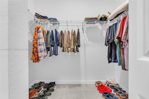 Villa ou maison à vendre à Homestead, Floride: 4 chambres, 224.08 m2 № 1997751 - photo 16