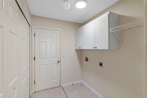 Casa en alquiler en Leesburg, Florida, 3 dormitorios, 172.61 m2 № 1908573 - foto 26