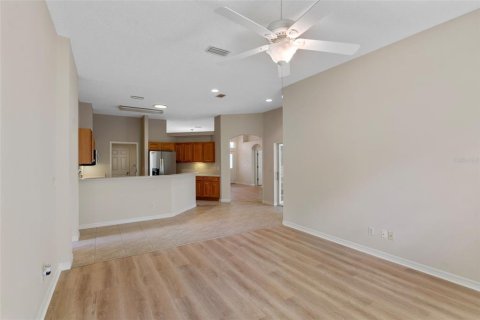 Casa en alquiler en Leesburg, Florida, 3 dormitorios, 172.61 m2 № 1908573 - foto 11