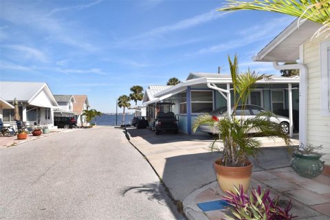 House in Bradenton, Florida 1 bedroom, 68.38 sq.m. № 1565650 - photo 30