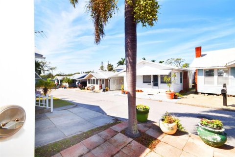 House in Bradenton, Florida 1 bedroom, 68.38 sq.m. № 1565650 - photo 7