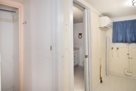 House in Bradenton, Florida 1 bedroom, 68.38 sq.m. № 1565650 - photo 24