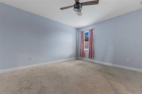 House in DeBary, Florida 5 bedrooms, 318.65 sq.m. № 2213323 - photo 28