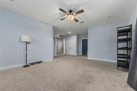 House in DeBary, Florida 5 bedrooms, 318.65 sq.m. № 2213323 - photo 26