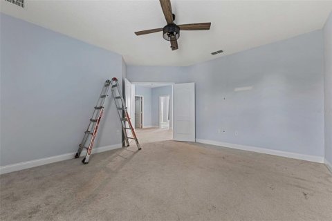 House in DeBary, Florida 5 bedrooms, 318.65 sq.m. № 2213323 - photo 29