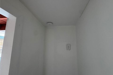 Villa ou maison à vendre à Lakeland, Floride: 6 chambres, 93.65 m2 № 2284249 - photo 20