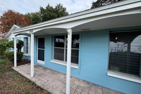Villa ou maison à vendre à Lakeland, Floride: 6 chambres, 93.65 m2 № 2284249 - photo 2