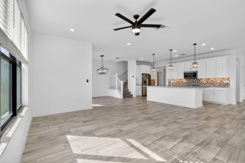 Townhouse in Lake Worth, Florida 3 bedrooms, 227.61 sq.m. № 2088092 - photo 5
