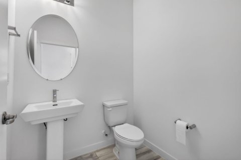Townhouse in Lake Worth, Florida 3 bedrooms, 227.61 sq.m. № 2088092 - photo 3