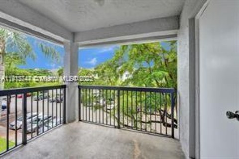 Condominio en alquiler en Coral Springs, Florida, 2 dormitorios, 103.49 m2 № 1968743 - foto 25