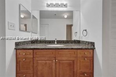 Condominio en alquiler en Coral Springs, Florida, 2 dormitorios, 103.49 m2 № 1968743 - foto 22