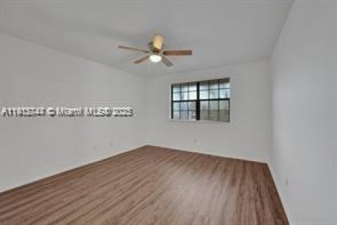 Condominio en alquiler en Coral Springs, Florida, 2 dormitorios, 103.49 m2 № 1968743 - foto 19