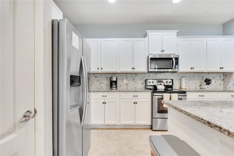 Adosado en alquiler en Kissimmee, Florida, 5 dormitorios, 210.24 m2 № 1909156 - foto 16