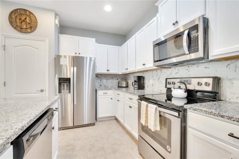 Adosado en alquiler en Kissimmee, Florida, 5 dormitorios, 210.24 m2 № 1909156 - foto 18
