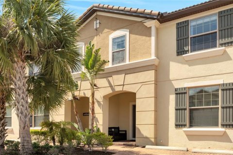 Adosado en alquiler en Kissimmee, Florida, 5 dormitorios, 210.24 m2 № 1909156 - foto 1