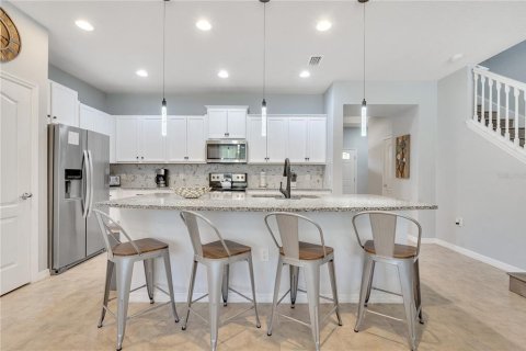 Adosado en alquiler en Kissimmee, Florida, 5 dormitorios, 210.24 m2 № 1909156 - foto 15