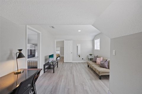House in Lakeland, Florida 3 bedrooms, 155.33 sq.m. № 1801958 - photo 13