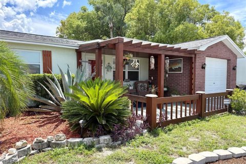 Villa ou maison à vendre à Port Richey, Floride: 3 chambres, 131.83 m2 № 2341851 - photo 3