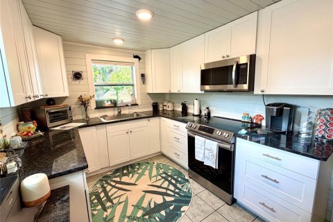 Villa ou maison à vendre à Port Richey, Floride: 3 chambres, 131.83 m2 № 2341851 - photo 5