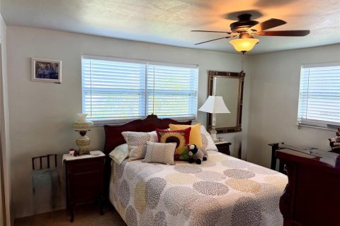 Villa ou maison à vendre à Port Richey, Floride: 3 chambres, 131.83 m2 № 2341851 - photo 15