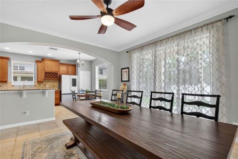House in Eustis, Florida 5 bedrooms, 258.45 sq.m. № 2107616 - photo 13