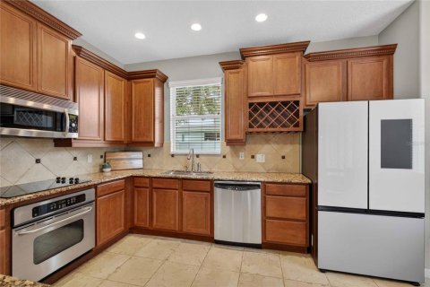 House in Eustis, Florida 5 bedrooms, 258.45 sq.m. № 2107616 - photo 10