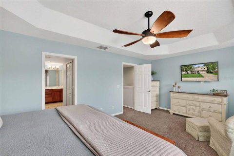 House in Eustis, Florida 5 bedrooms, 258.45 sq.m. № 2107616 - photo 21