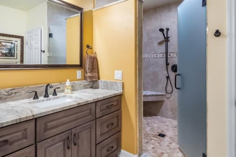 Condo in Howey-in-the-Hills, Florida, 2 bedrooms № 2259275 - photo 29