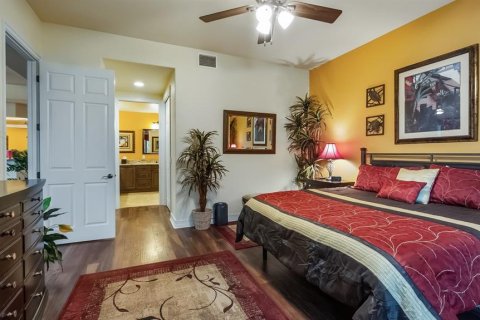 Condo in Howey-in-the-Hills, Florida, 2 bedrooms № 2259275 - photo 27