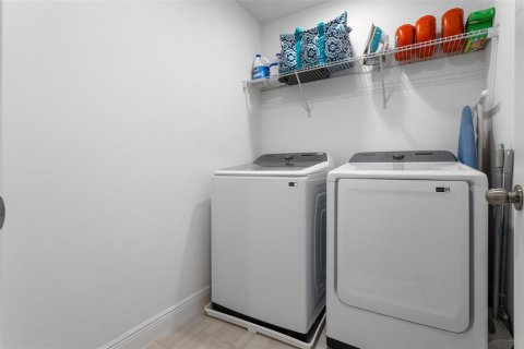Casa en venta en Minneola, Florida, 5 dormitorios, 241.08 m2 № 1907695 - foto 22