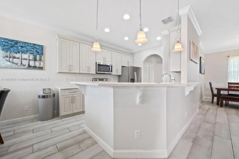 Villa ou maison à vendre à Port St. Lucie, Floride: 4 chambres, 184.78 m2 № 1954145 - photo 7