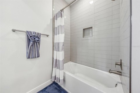 Villa ou maison à vendre à Tavares, Floride: 3 chambres, 260.31 m2 № 1531754 - photo 27