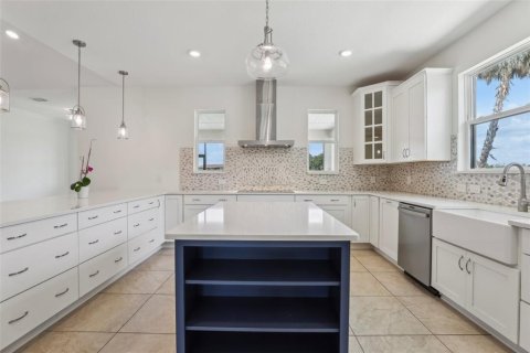 Villa ou maison à vendre à Tavares, Floride: 3 chambres, 260.31 m2 № 1531754 - photo 13