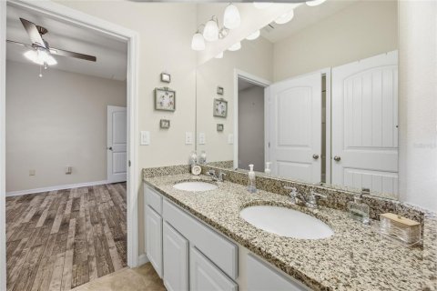 Villa ou maison à vendre à Ocala, Floride: 4 chambres, 263.56 m2 № 2138200 - photo 8