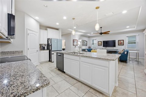 Villa ou maison à vendre à Ocala, Floride: 4 chambres, 263.56 m2 № 2138200 - photo 3
