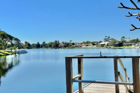 Villa ou maison à vendre à Wellington, Floride: 5 chambres, 304.35 m2 № 1224617 - photo 1