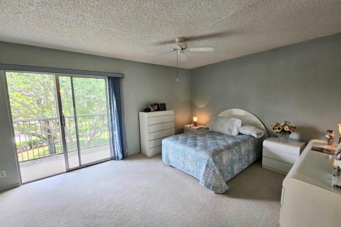 Condominio en venta en Pembroke Pines, Florida, 1 dormitorio, 75.34 m2 № 2147346 - foto 9