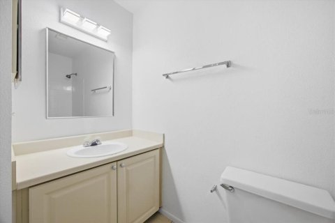 Condo in Kissimmee, Florida, 2 bedrooms  № 2238559 - photo 11