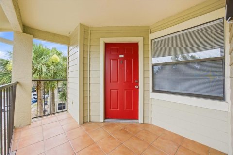 Condo in Kissimmee, Florida, 2 bedrooms  № 2238559 - photo 16