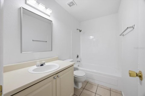 Condo in Kissimmee, Florida, 2 bedrooms  № 2238559 - photo 5