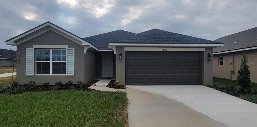 Villa ou maison à Dade City, Floride 4 chambres, 185.8 m2 № 1531803