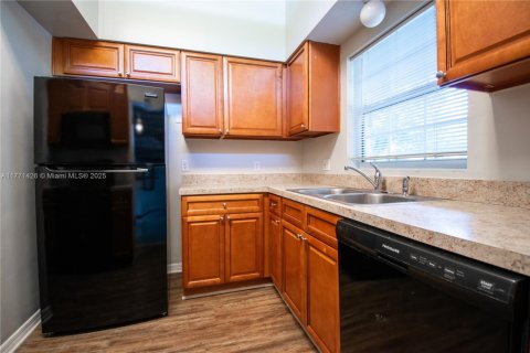 Casa en venta en Orlando, Florida, 3 dormitorios, 144.93 m2 № 1935143 - foto 10