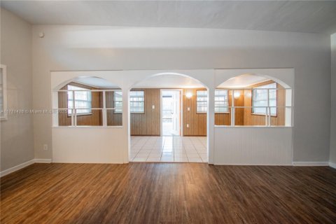 Casa en venta en Orlando, Florida, 3 dormitorios, 144.93 m2 № 1935143 - foto 13